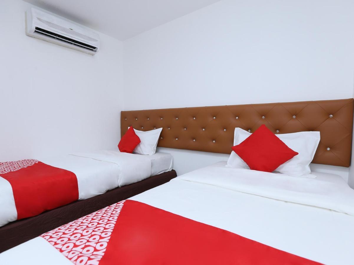Oyo 89672 Eg Hotel Jj Johor Bahru Luaran gambar